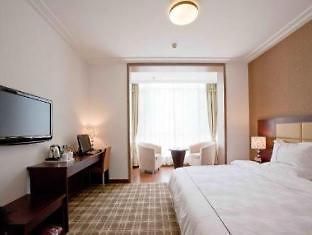 Super 8 Ningxia Road Hotel Qingdao Exterior photo